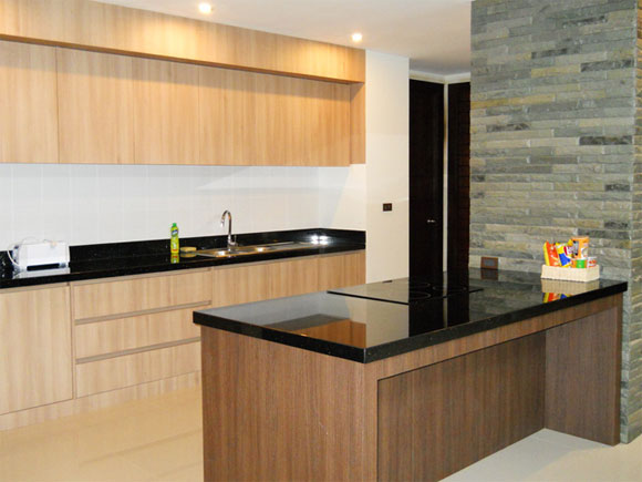 Baan Karonview Phuket Resort 