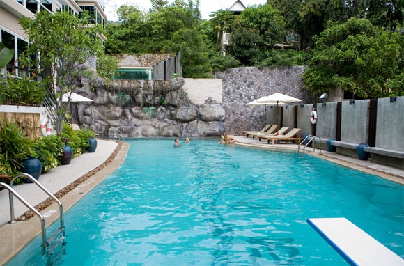 Baan Karonview Phuket Resort 