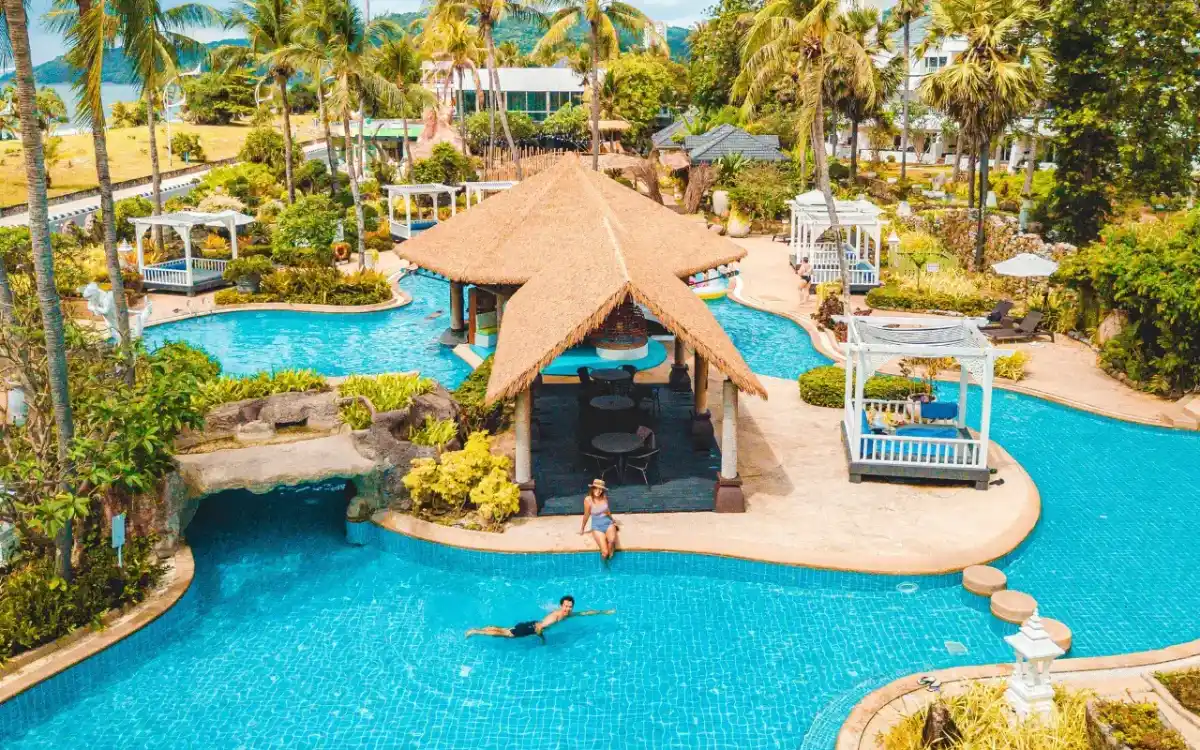 Thavorn Palm Beach - пляж Карон